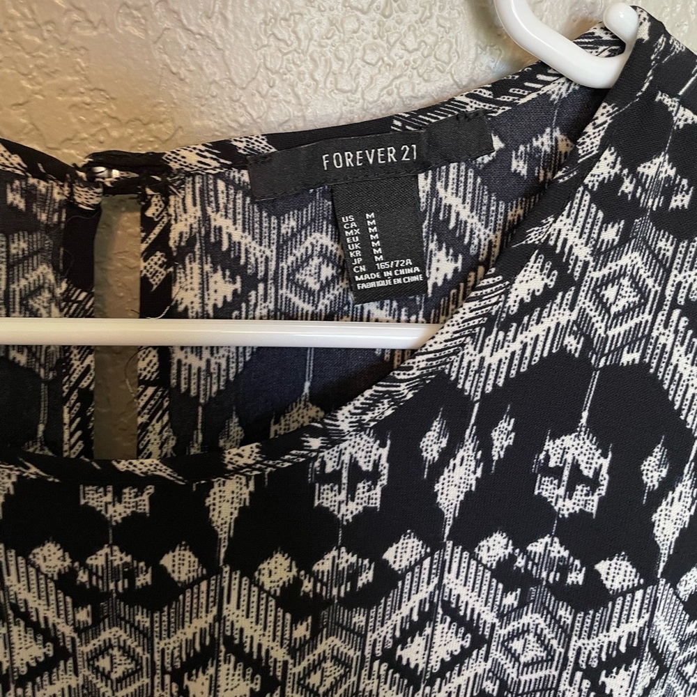 Designed romper - Picture 5 of 5